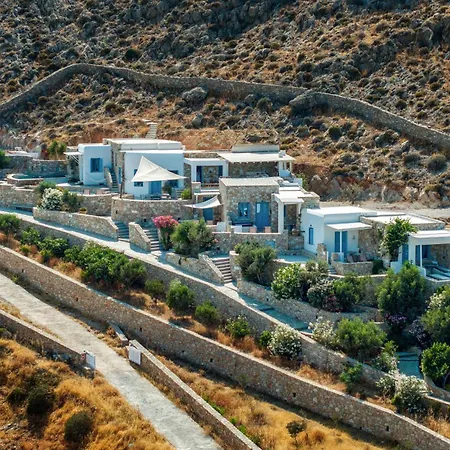 Maistros Karavostasis (Folegandros)